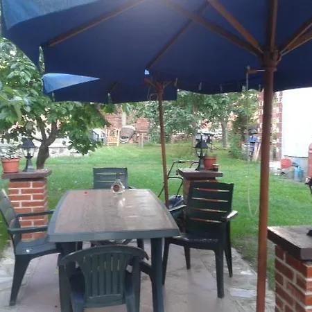 Eli بيت ضيافة ساباريفا بانيا